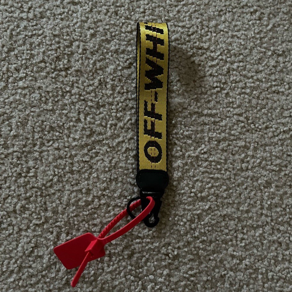 Off White keychain